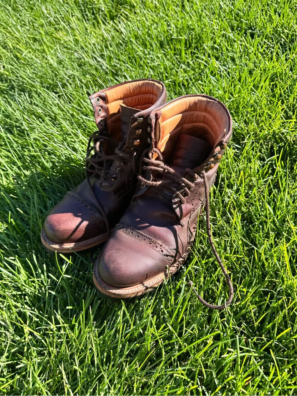 Wilsons Leather Men’s 9 Brown Cap Toe Lace-Up Boots Vibram Sole